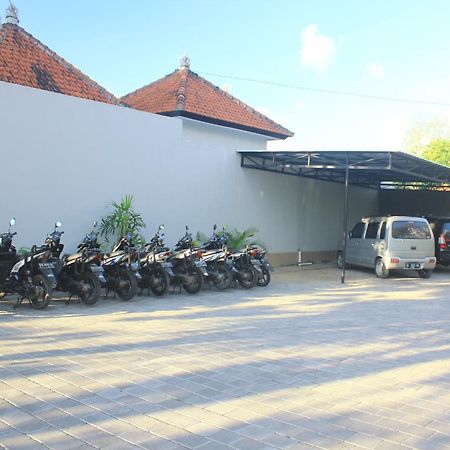 Wira Homestay & Spa Uluwatu Εξωτερικό φωτογραφία